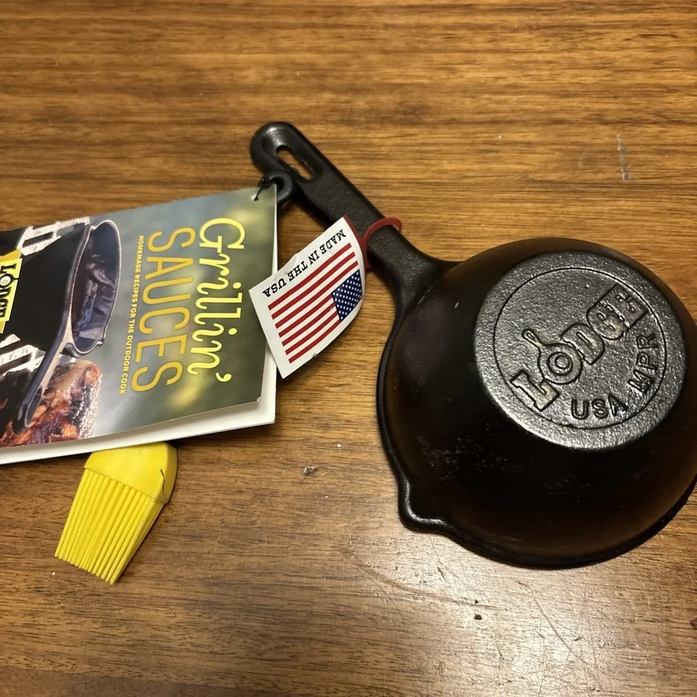 Lodge Cast Iron Melting Pot 5.3 in w Silicone Basting Brush Sauce Pan W Recipes